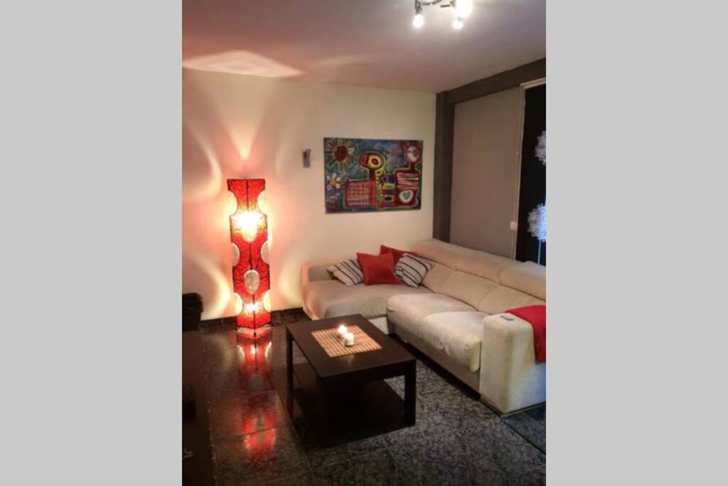Cosy Two-Bedroom Apartment In The Centre Of El Medano Εξωτερικό φωτογραφία